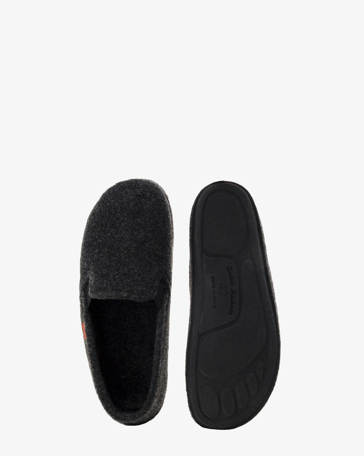 closed black alpine shoes
