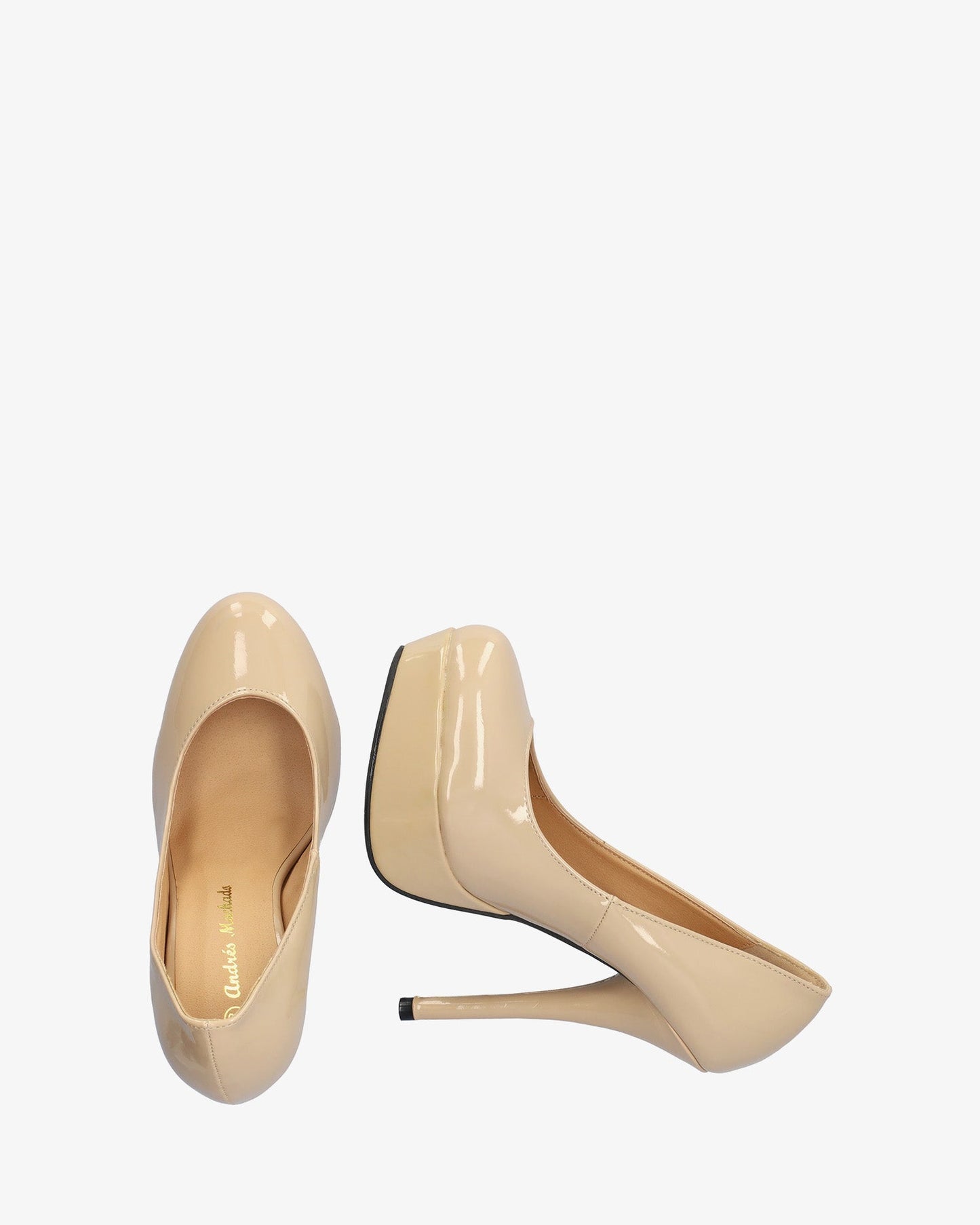 Tan patent leather court shoe with a 14 cm heel