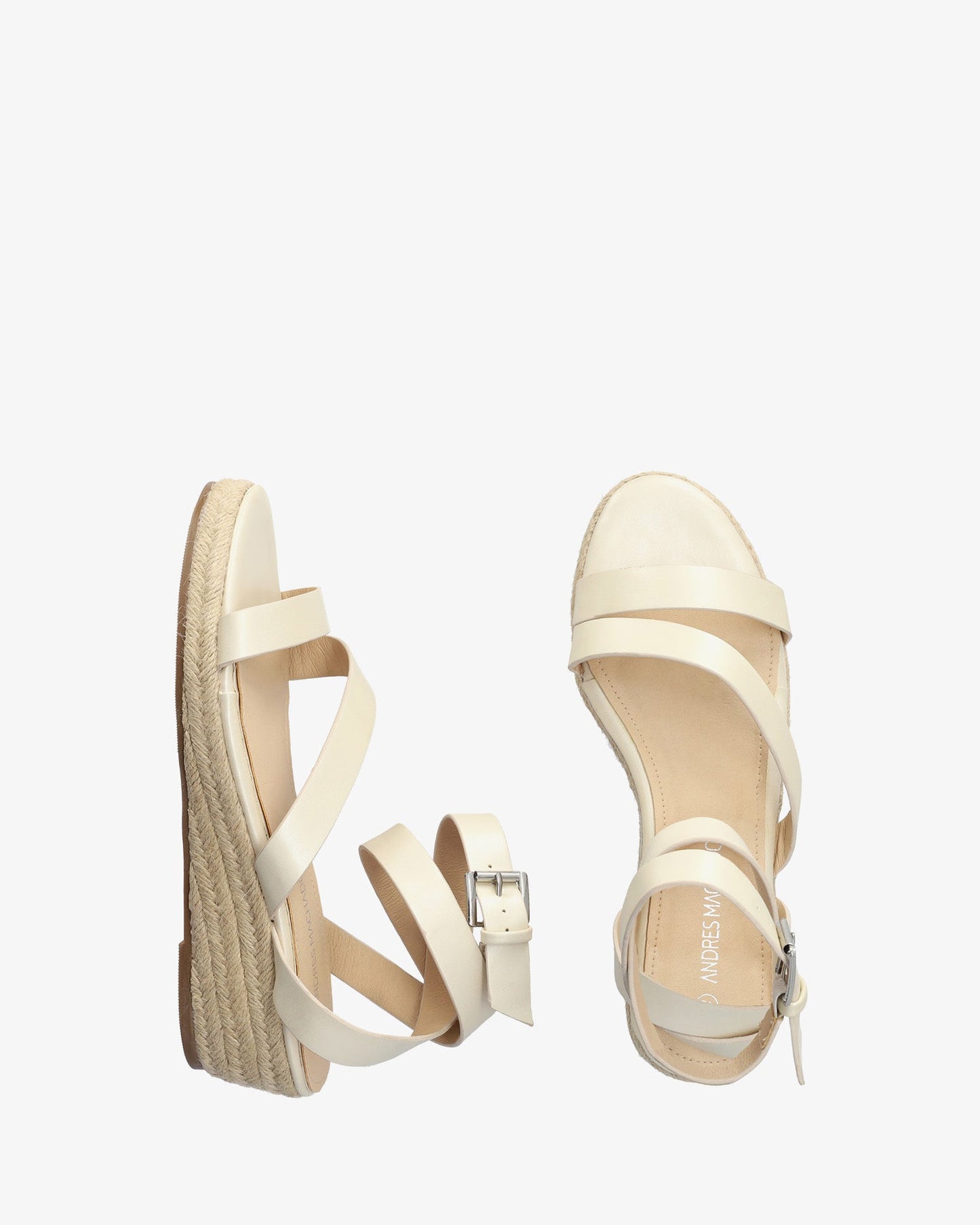 Sandalias con cuña en soft beige