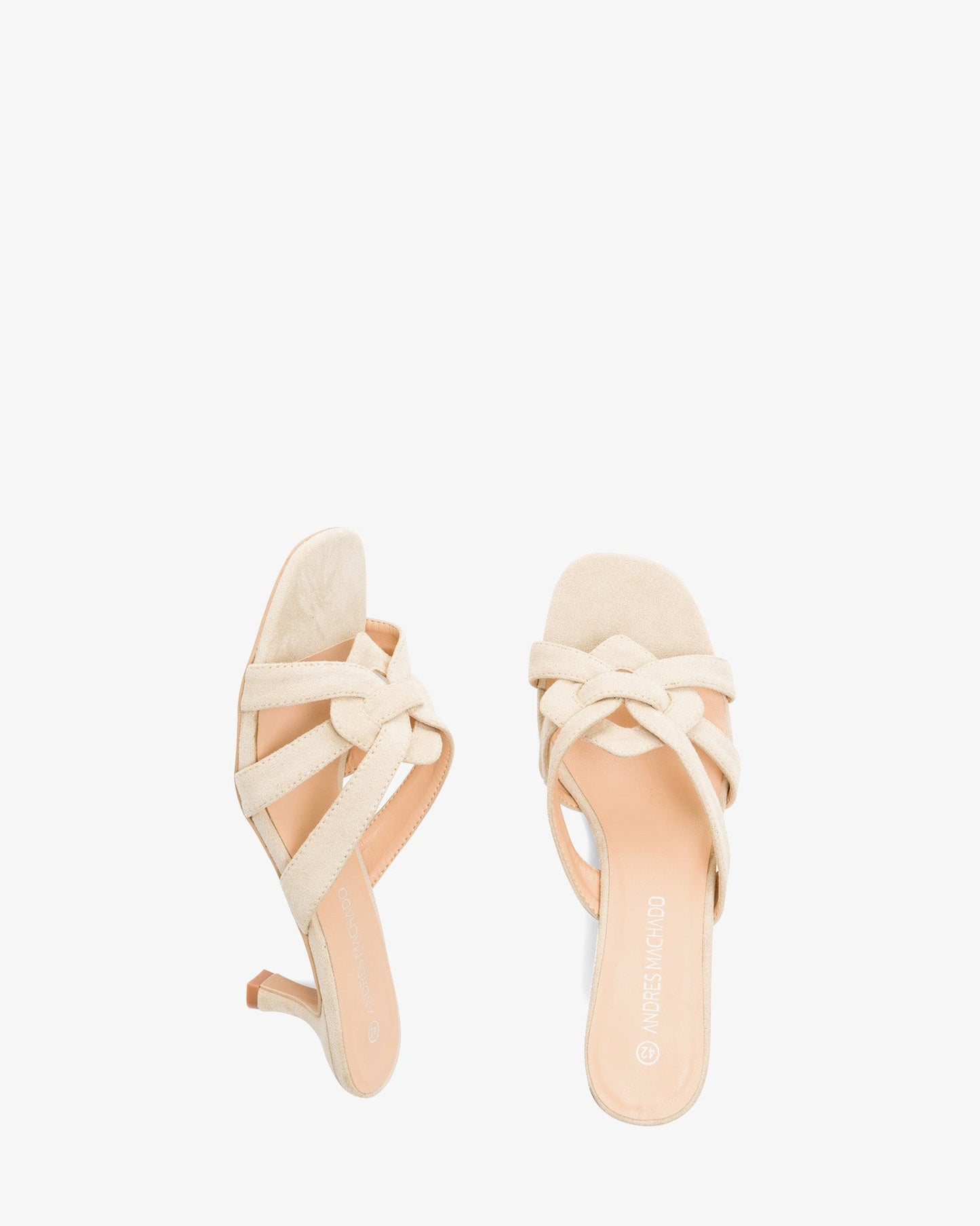 Mule en símil ante crema