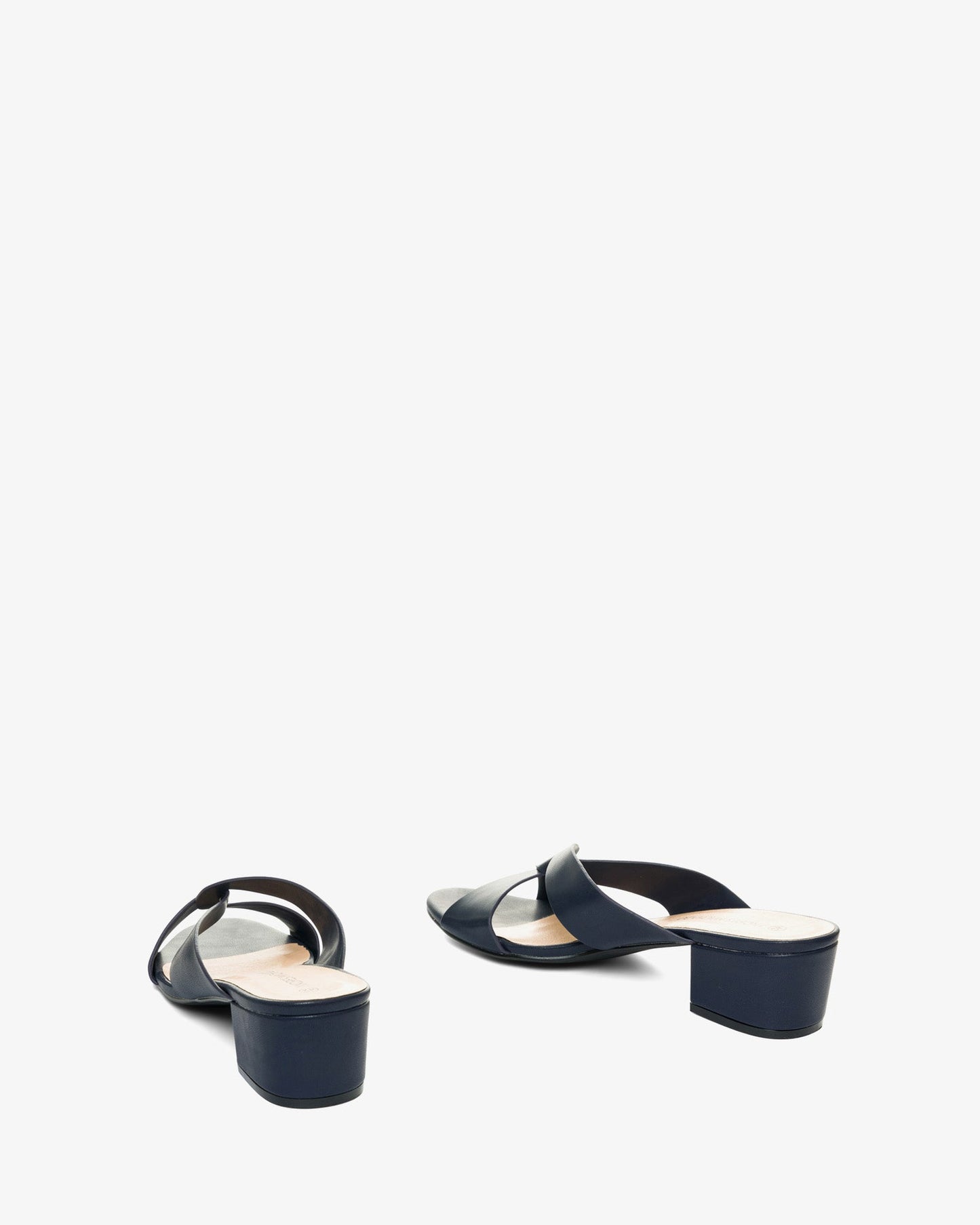 Mule in soft navy color