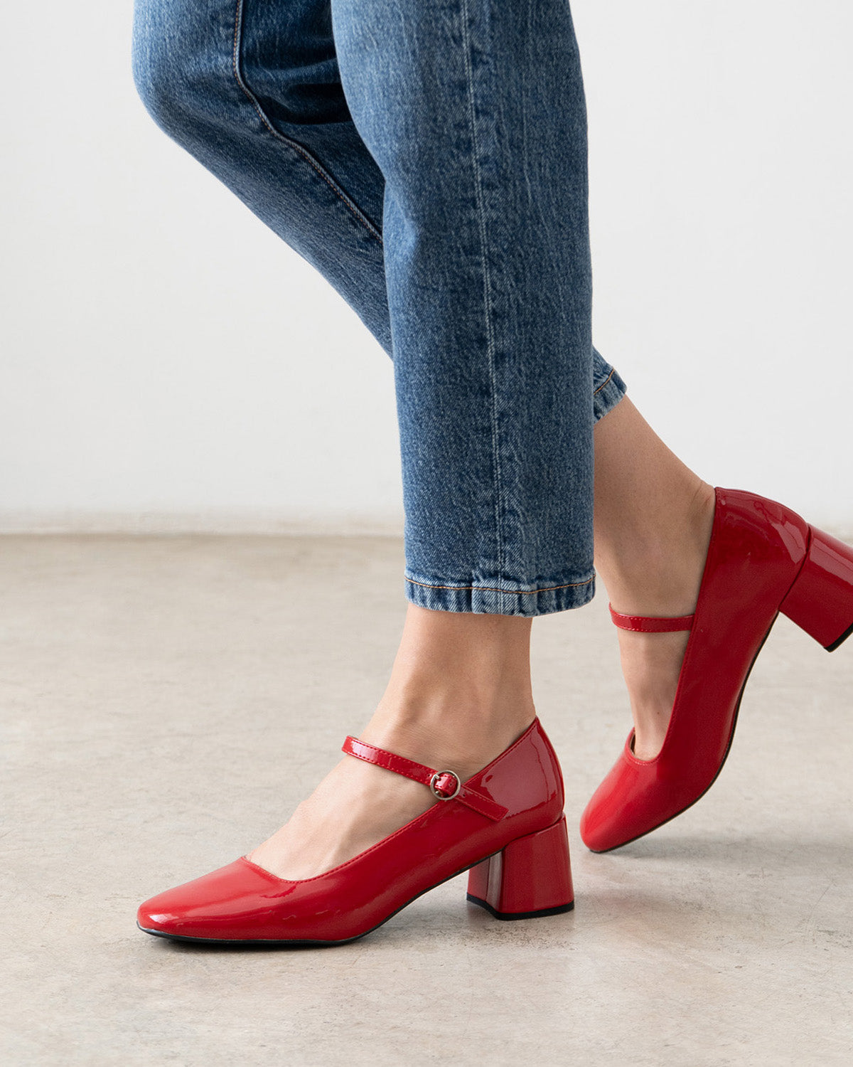 Mary jane con tacón en charol rojo