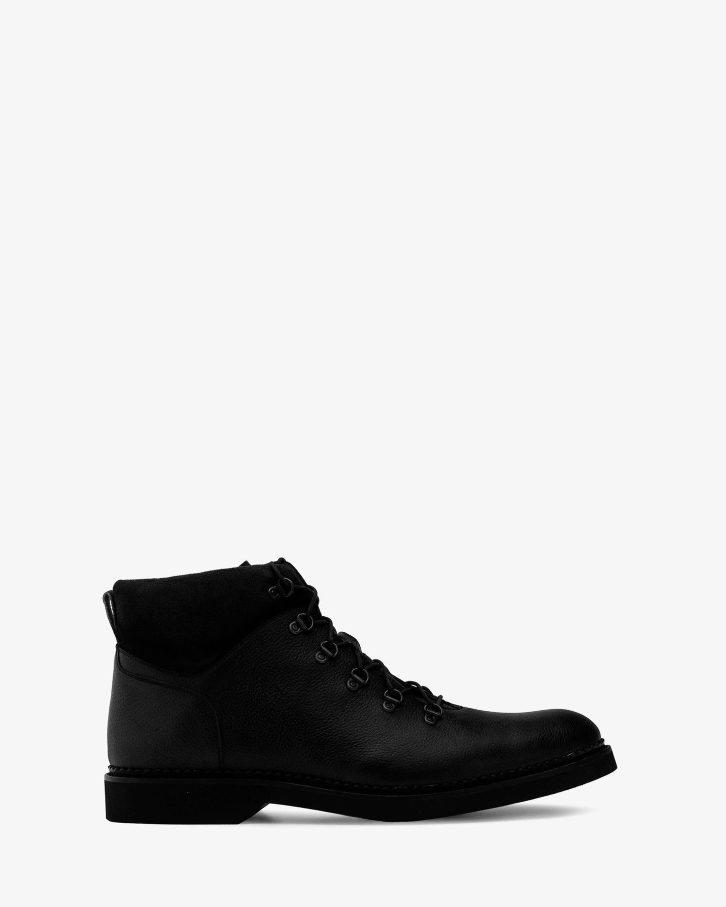 Botín grabado piel negro