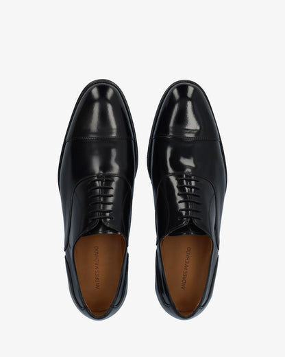 Zapatos estilo oxford en antic negro