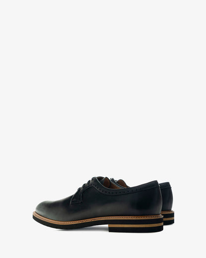 Black leather Oxford style shoe