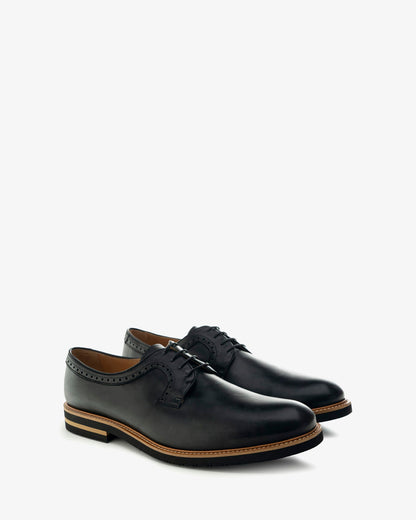 Black leather Oxford style shoe