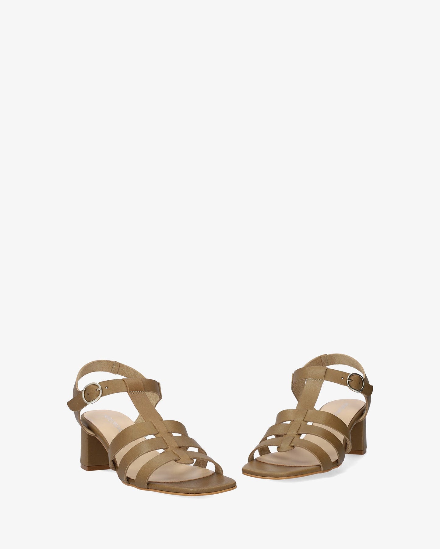 Sandalia con tacón en piel kaki