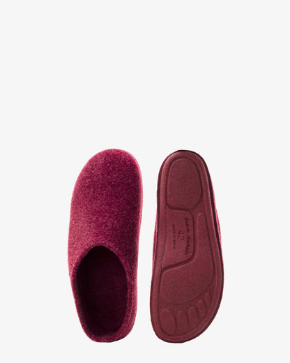 Burgundy alpine shoes