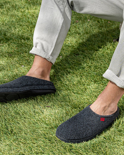 Zapatillas alpinas negras