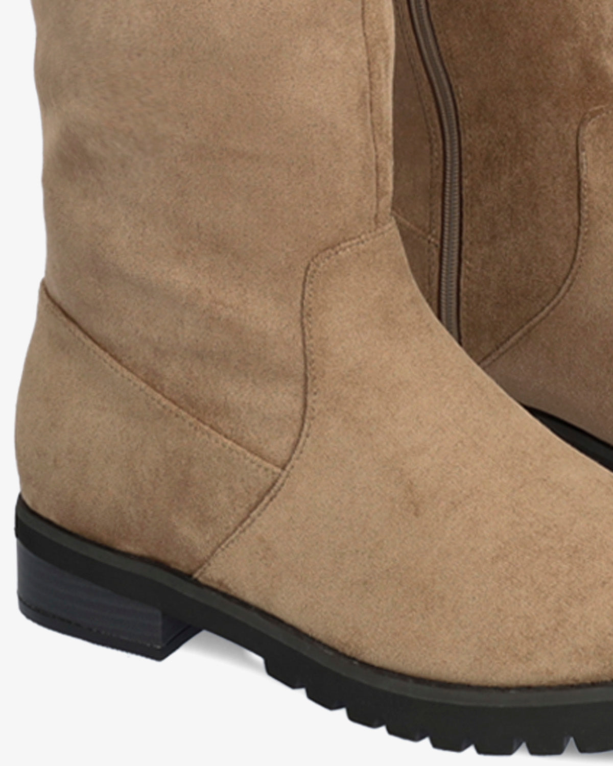 High boot in sienna suede