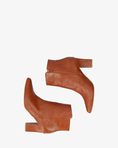 Botín tacón en soft marrón