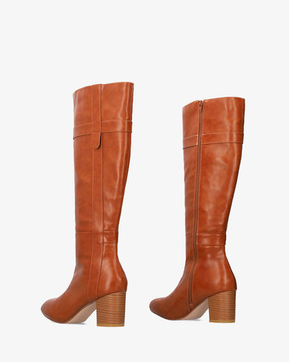 High boot in soft brown