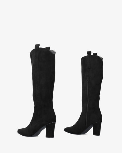 High boot in black faux suede