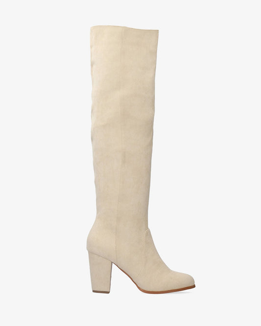 Bota de tacón en símil ante crema