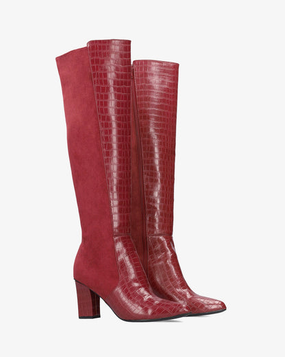 Bota alta combinada en burdeos