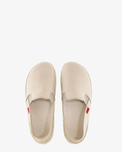 Iconic beige canvas sneakers with rubber and jute soles