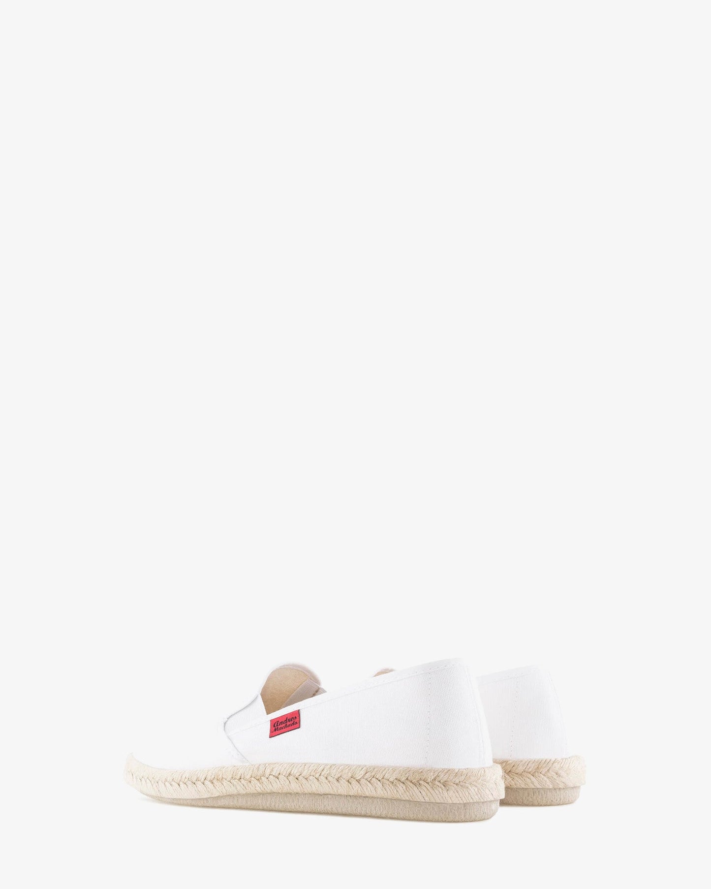Miticas zapatillas de lona blanco y suela de goma y yute