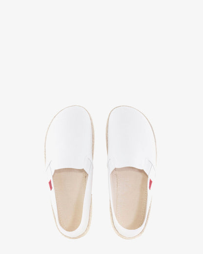 Miticas zapatillas de lona blanco y suela de goma y yute