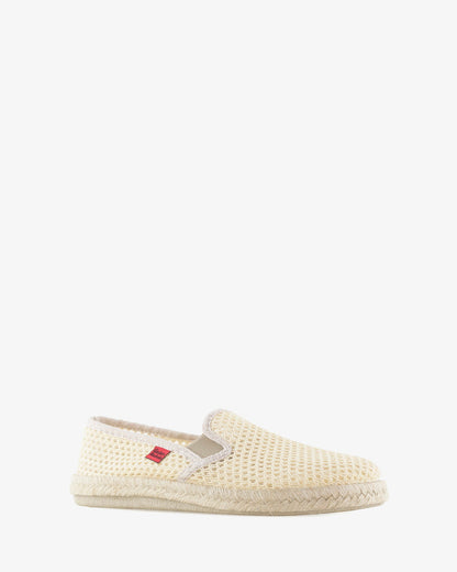 Miticas zapatillas de rejilla beige con suela de goma y yute