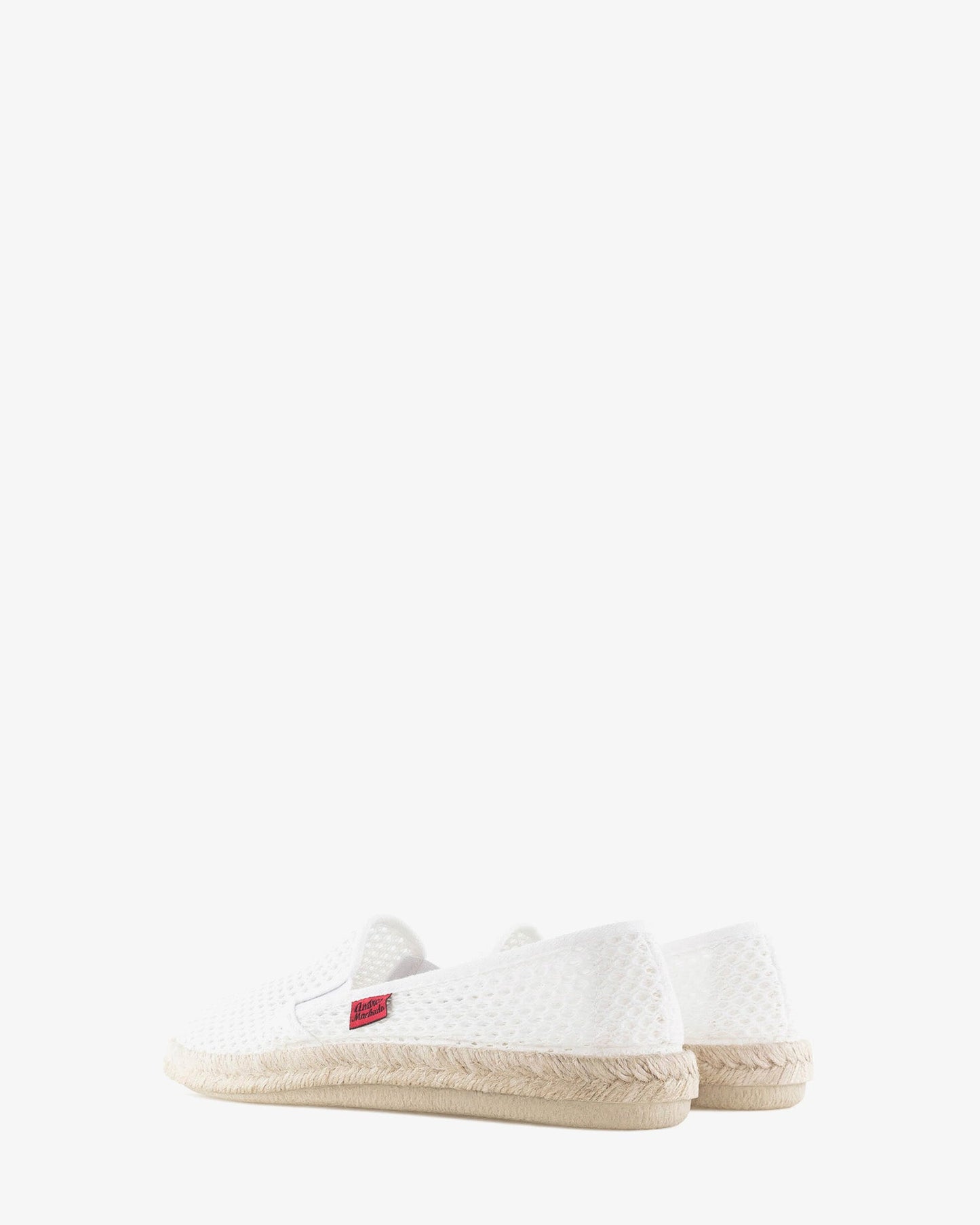 Miticas zapatillas de rejilla blanco con suela de goma y yute