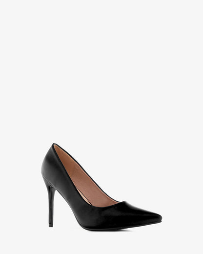black soft heeled pump