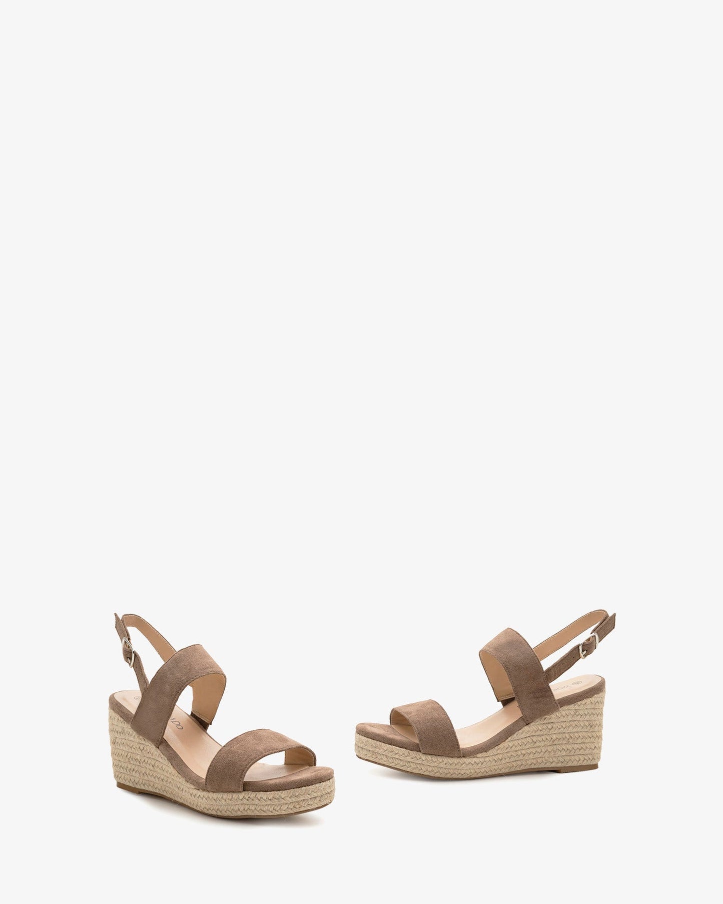 Alpargata en símil ante tierra con cuña de yute