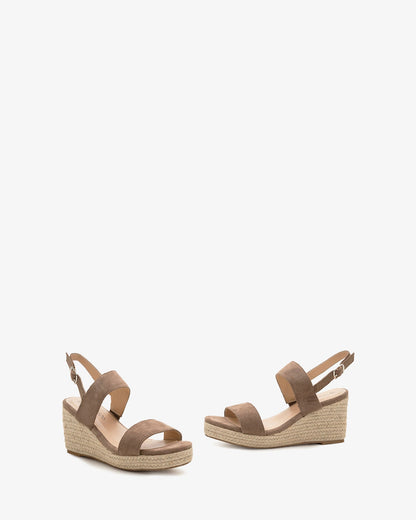 Alpargata en símil ante tierra con cuña de yute