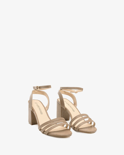 Sandalia grabada en soft beige