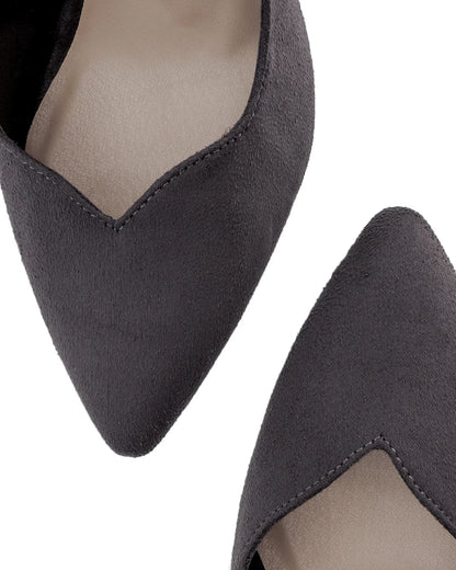 Zapato tacón en ante gris