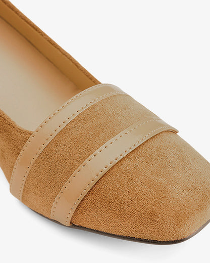 Zapato tacón en ante beige