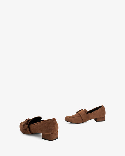 Mocasín hebilla ante marrón