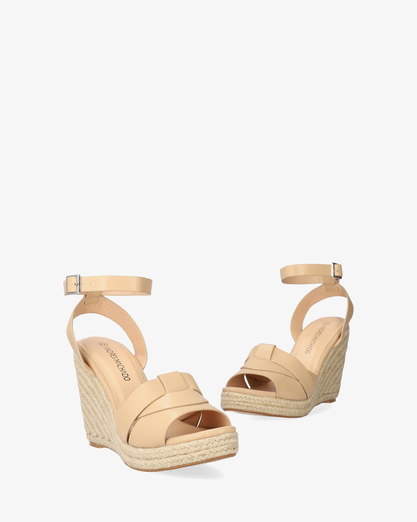 Alpargata en soft beige con cuña en yute