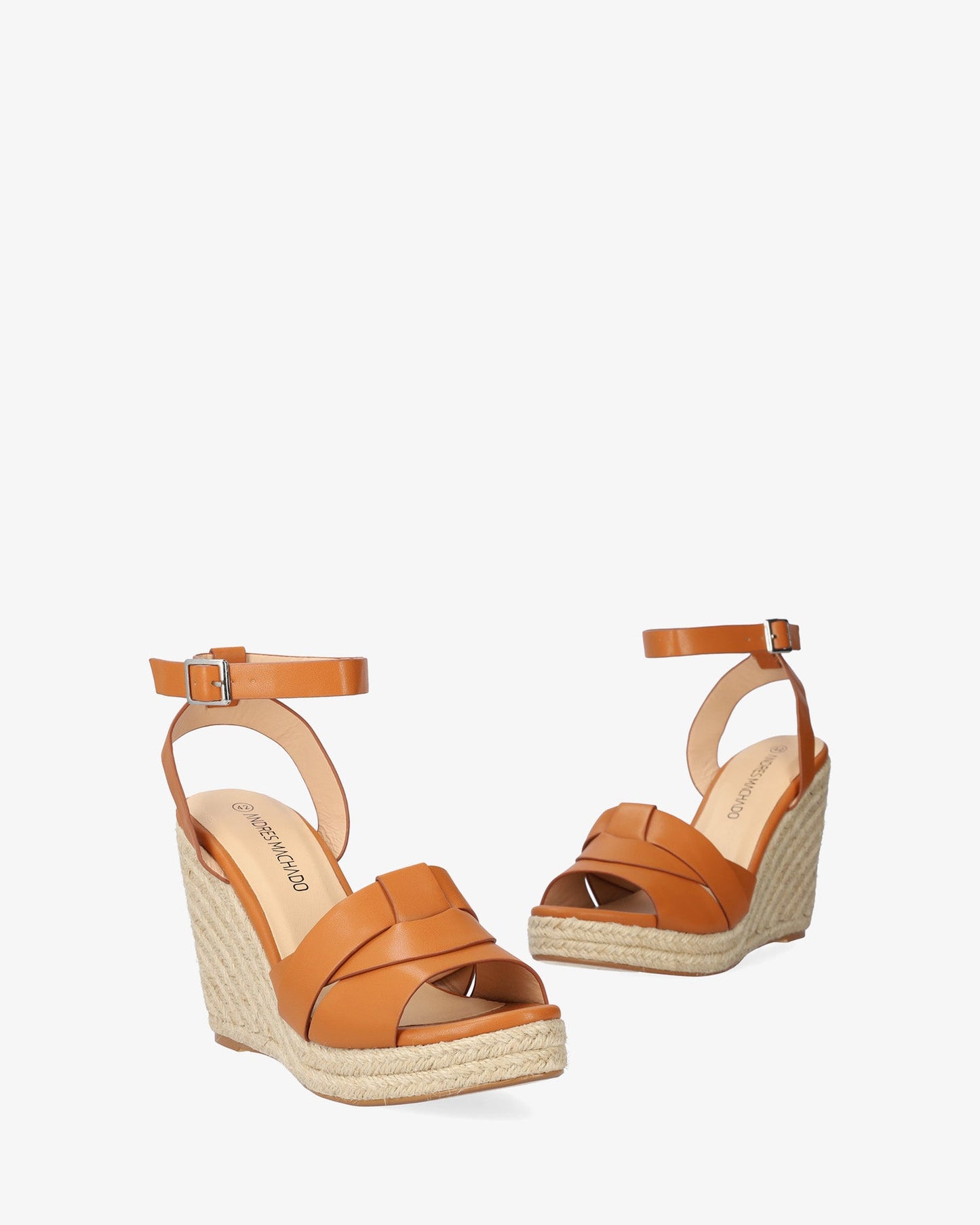 Alpargata en soft camel con cuña en yute