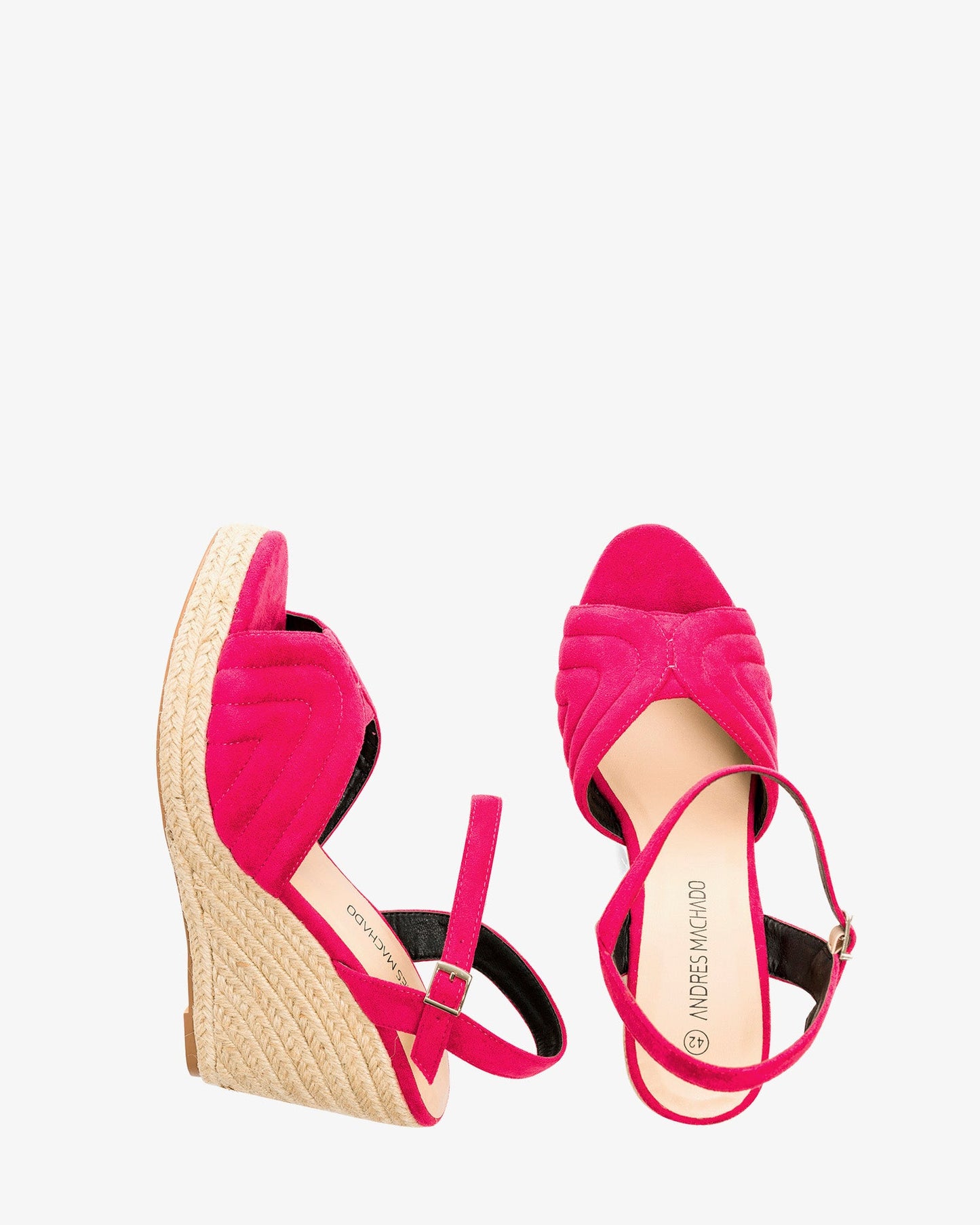 Alpargatas en símil ante fucsia con cuña en yute