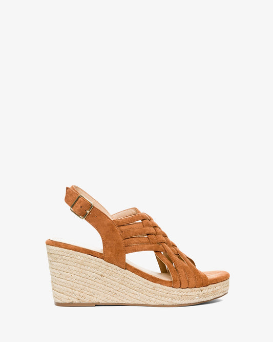 Alpargatas en símil ante marrón con cuña en yute