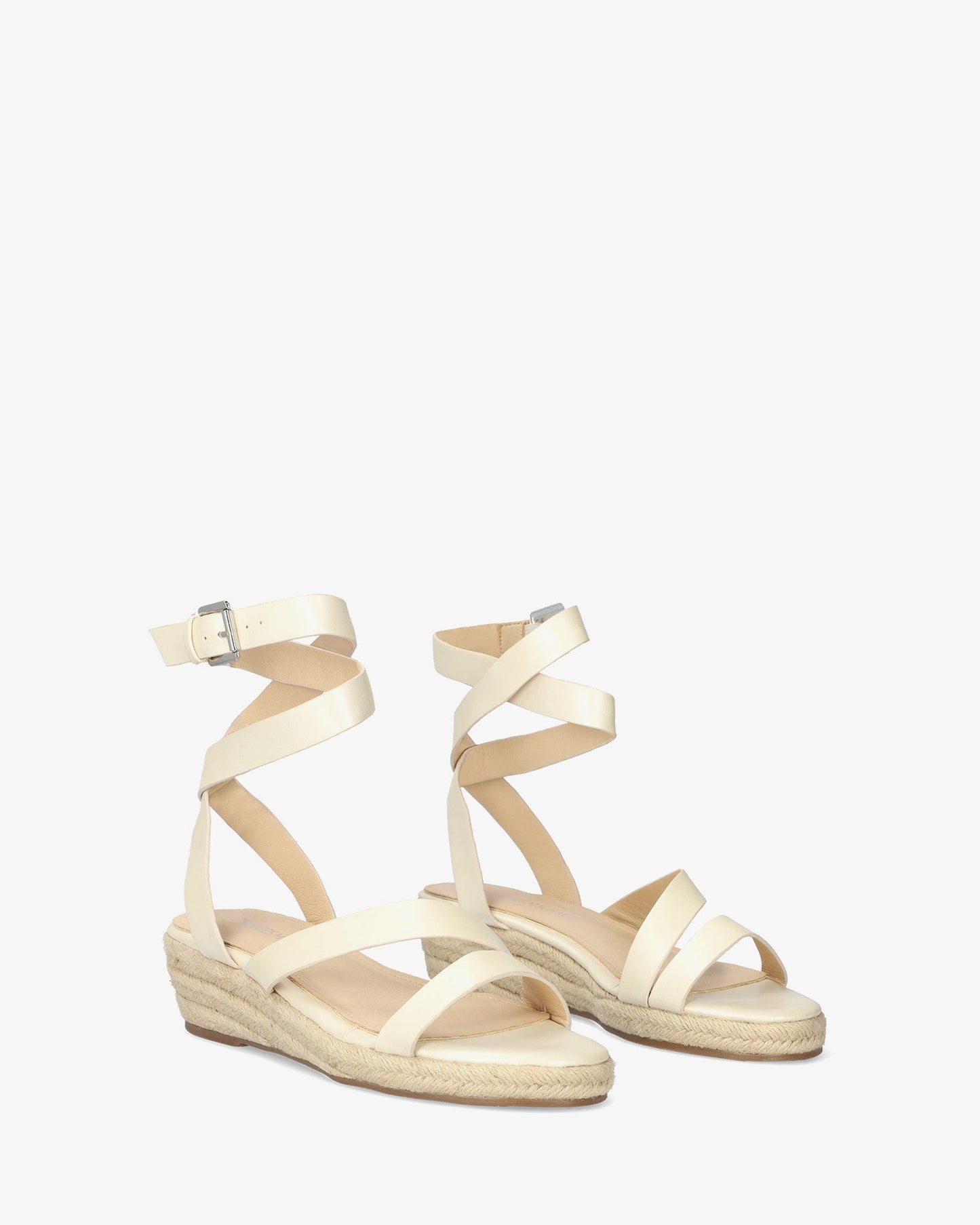 Sandalias con cuña en soft beige