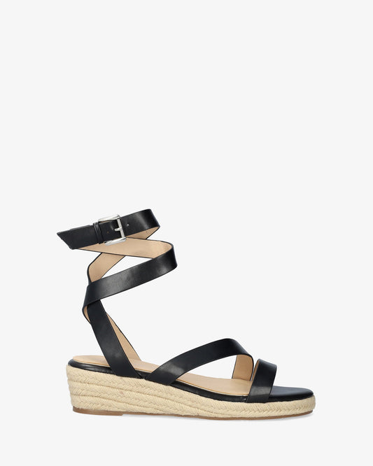 Sandalias con cuña en soft negro