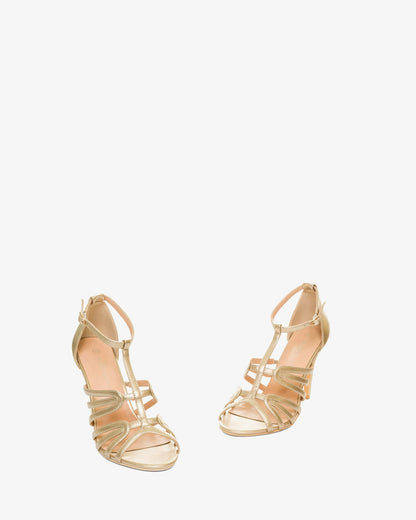 Sandalias en soft color oro con tacón