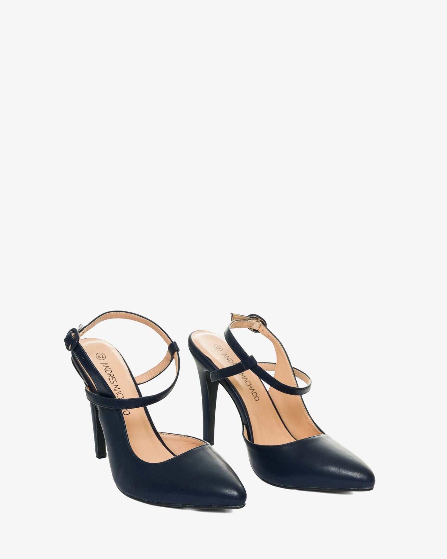 Refined pointe salon in soft marine fabric