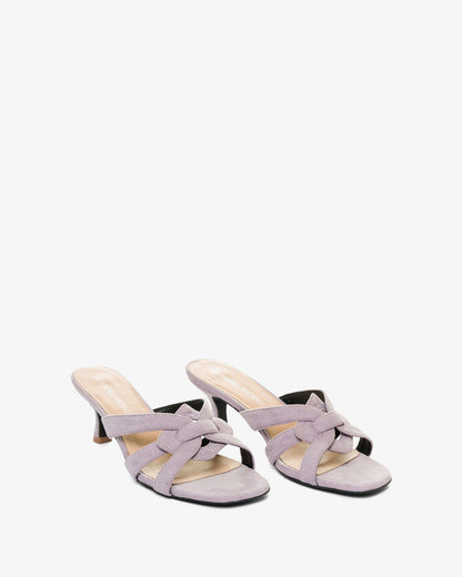 Mule en símil ante malva