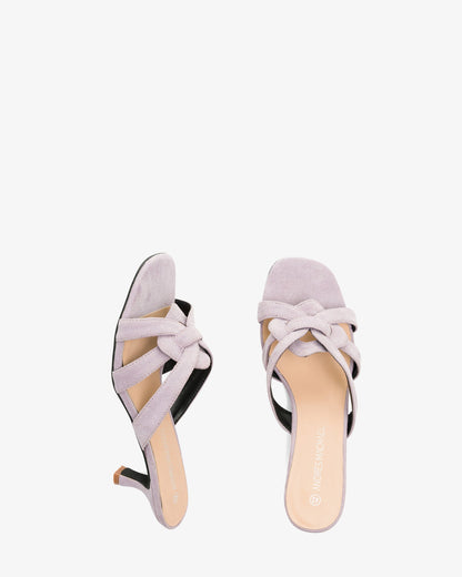 Mule en símil ante malva