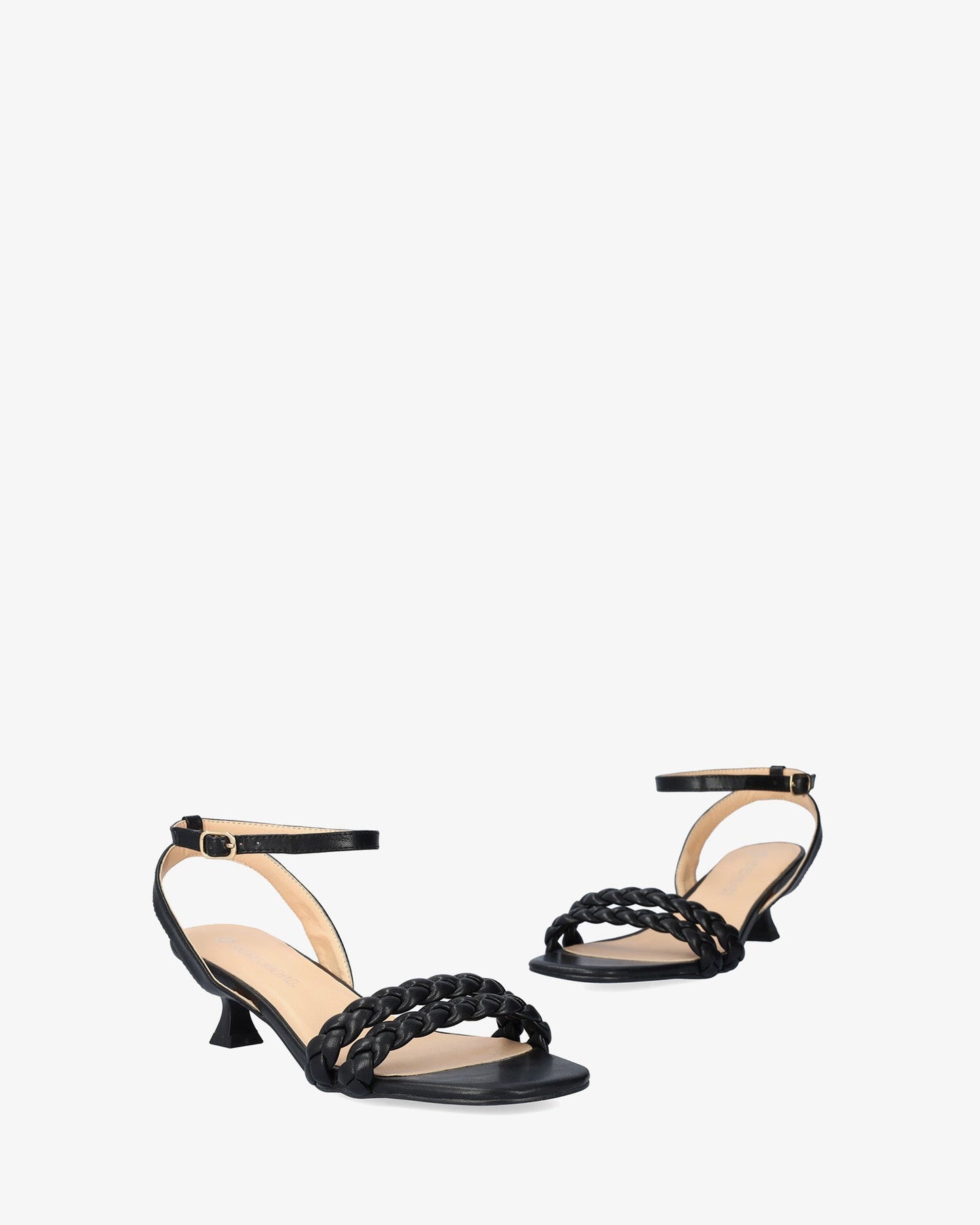 Sandalia en soft color negro