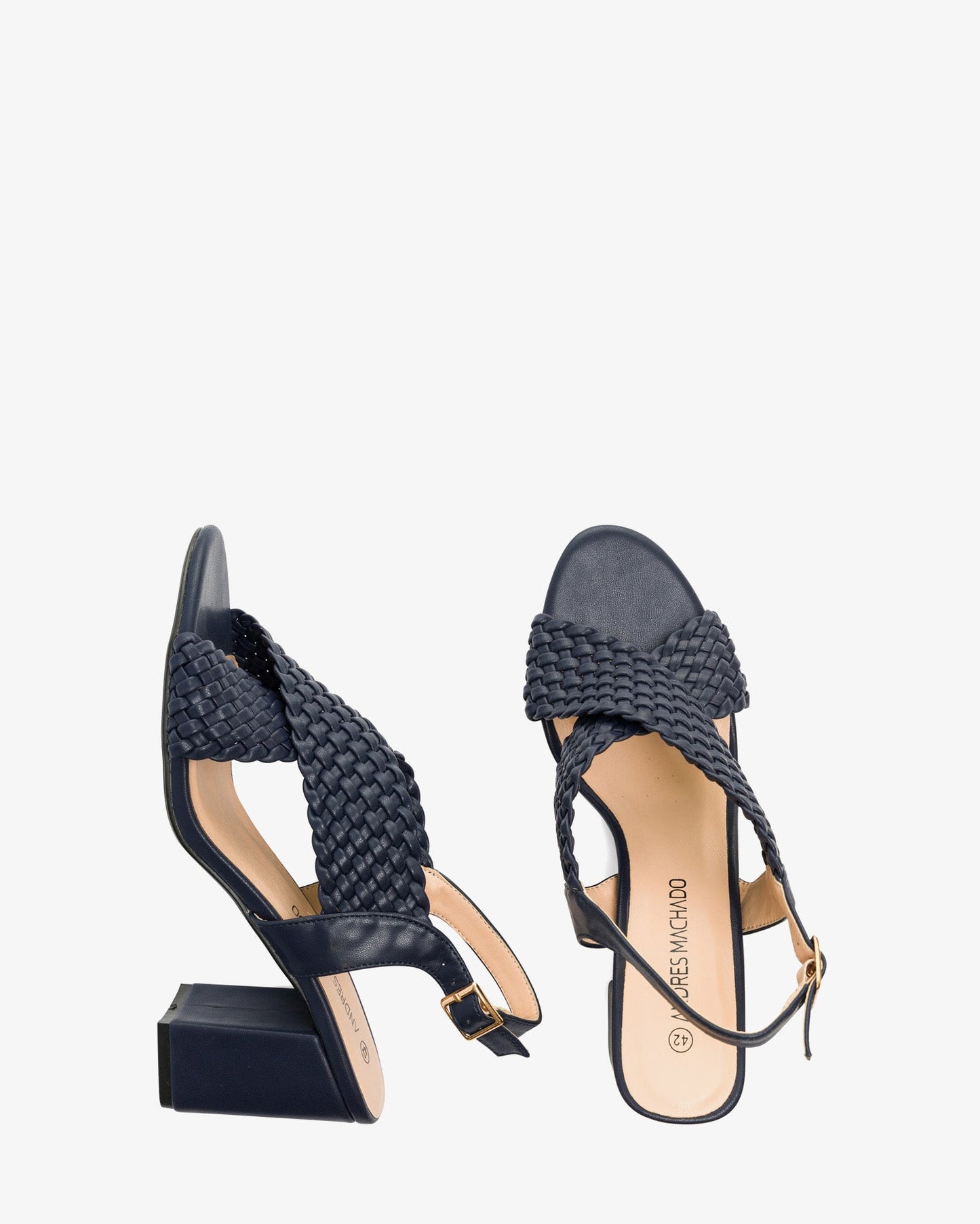 Sandal with braiding in soft navy color
