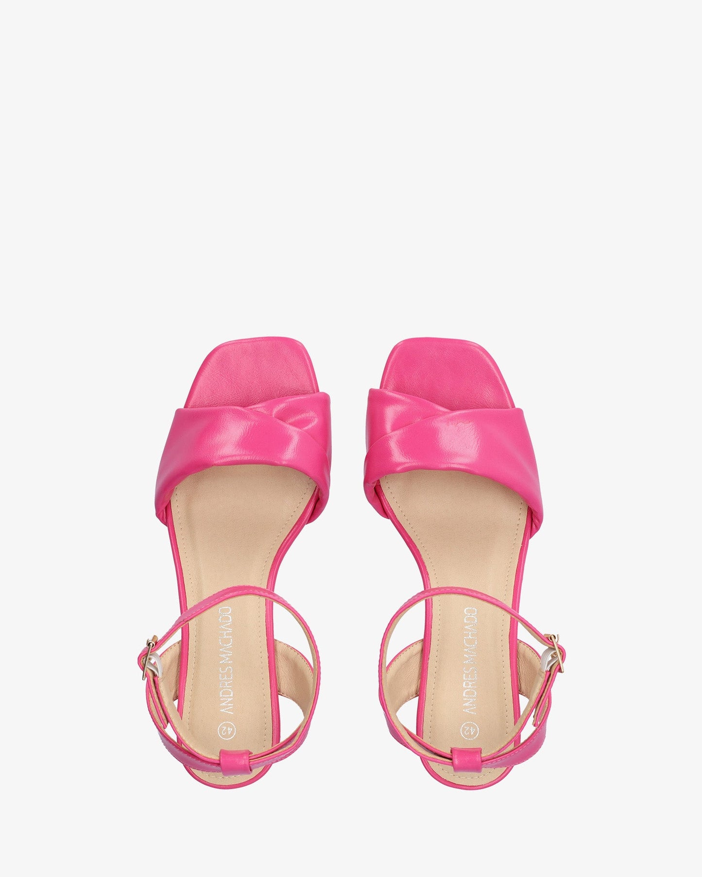 Sandalia en soft color rosa