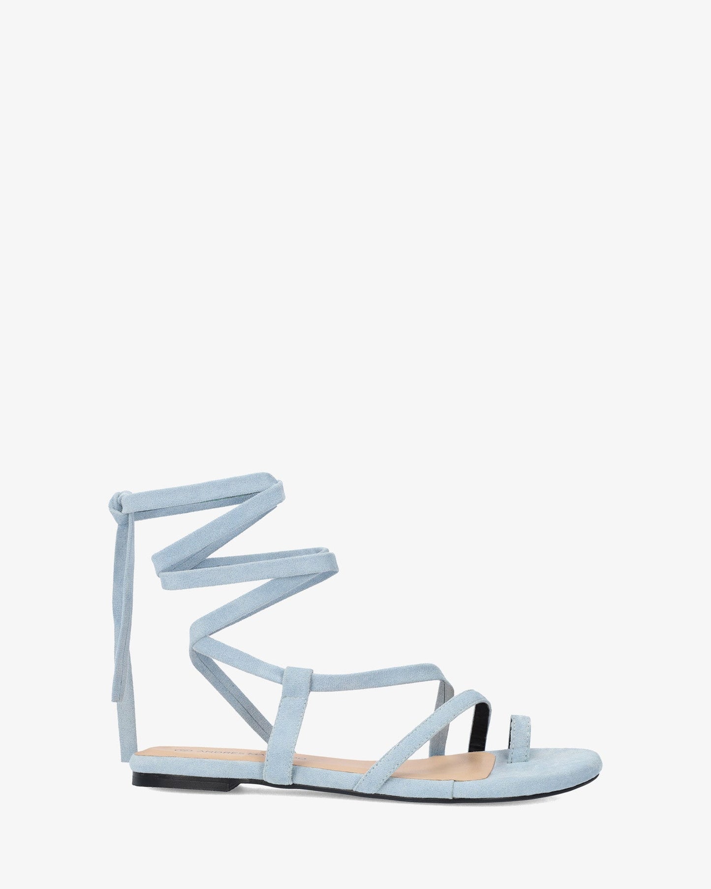 Sandalia plana en símil ante color celeste