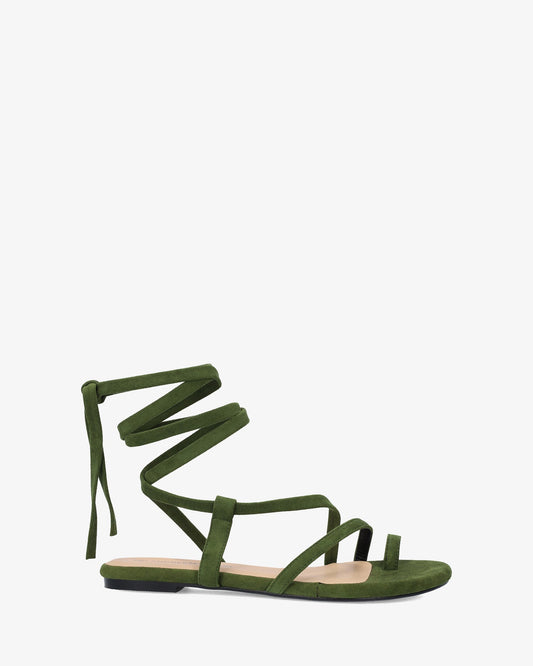 Sandalia plana en símil ante color pino