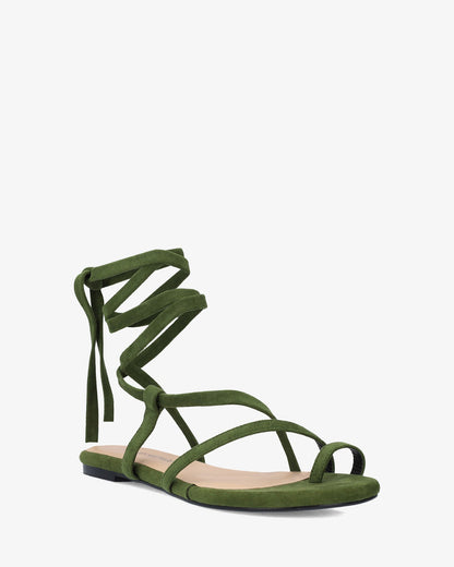 Sandalia plana en símil ante color pino