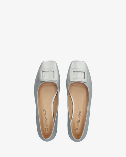 Ballerina in soft silver