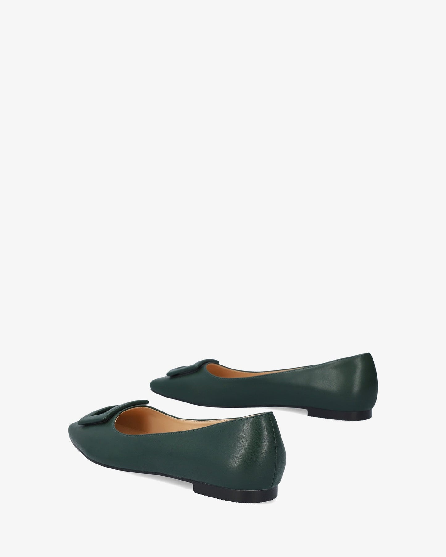 Ballerina in soft green