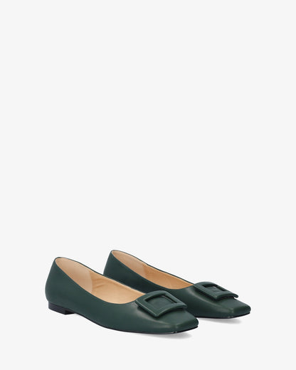 Ballerina in soft green